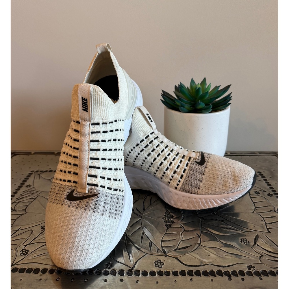 Men's Sz 10.5 Nike React Phantom Run Flyknit 2 Slip On Shoes Sail Light Bone - Picture 1 of 7